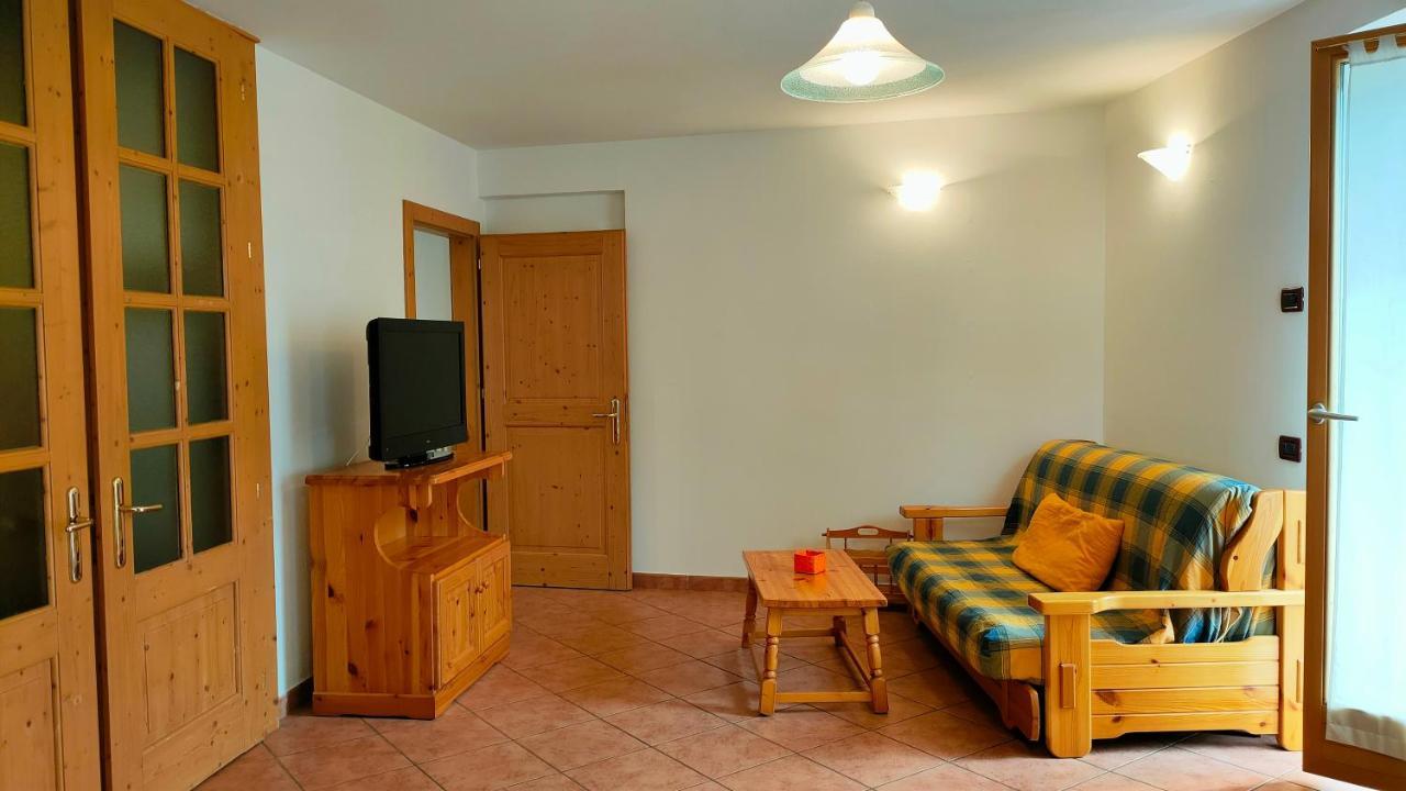 Casa Emma Villa Медзана Екстериор снимка